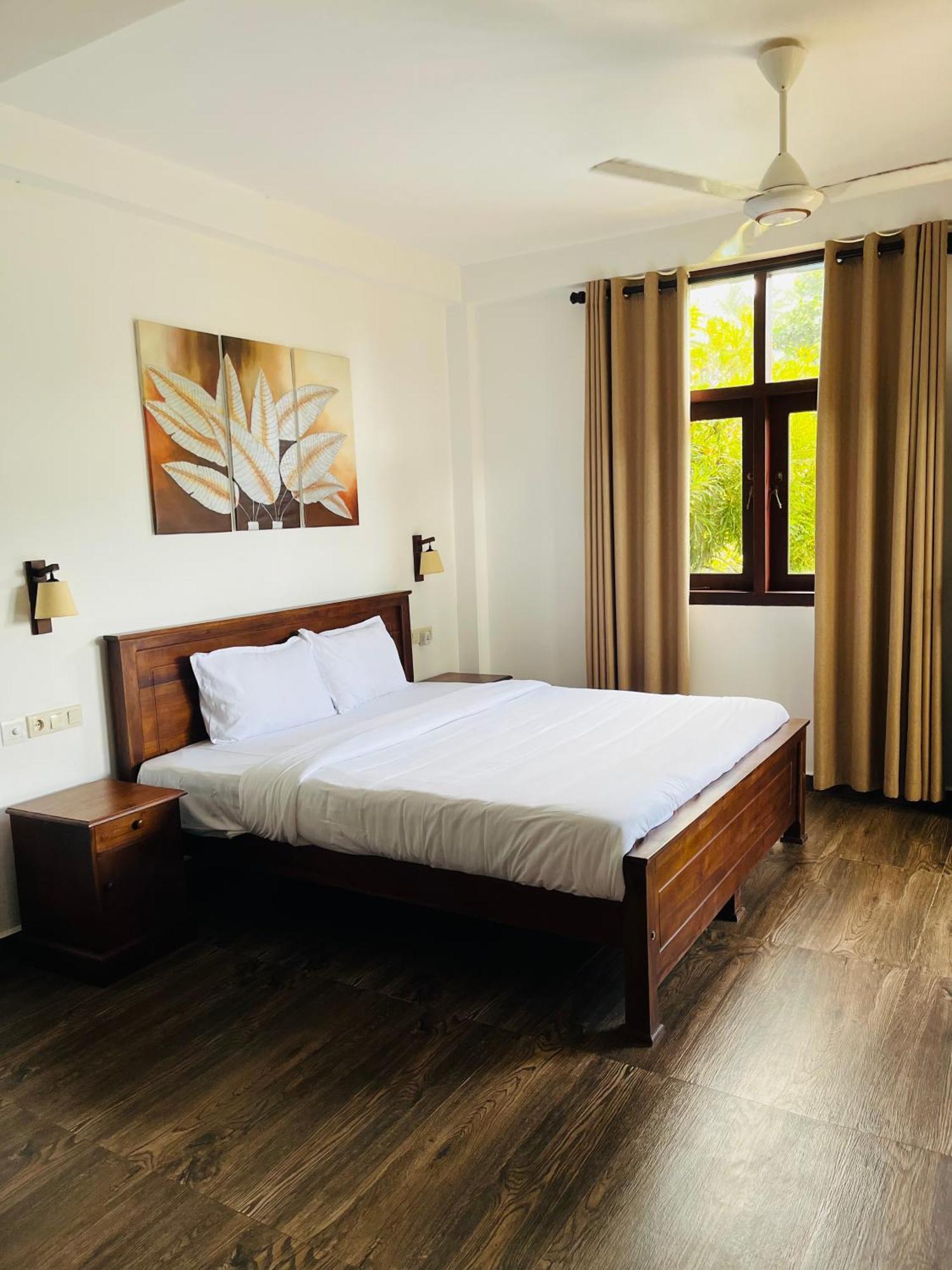 Green Parrot Beach Resort Tangalle Exterior photo