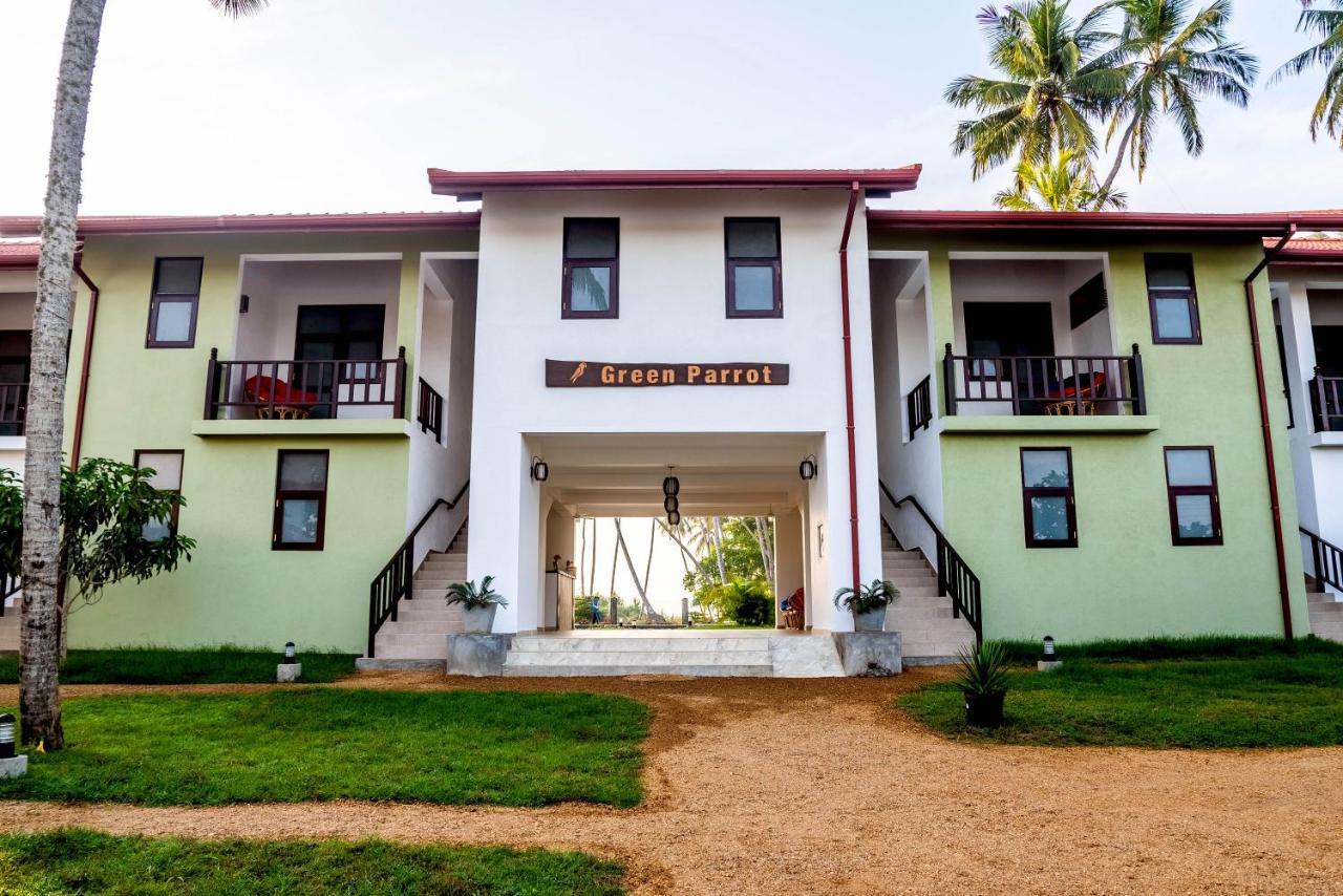 Green Parrot Beach Resort Tangalle Exterior photo