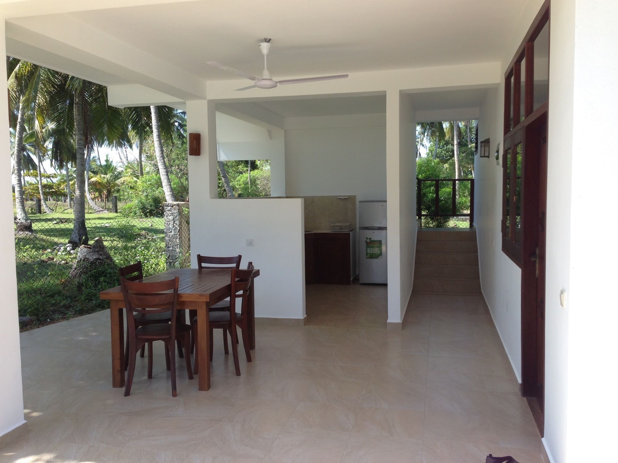 Green Parrot Beach Resort Tangalle Exterior photo